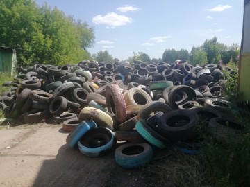 Утилизация автомобильных покрышек с придомовых территорий